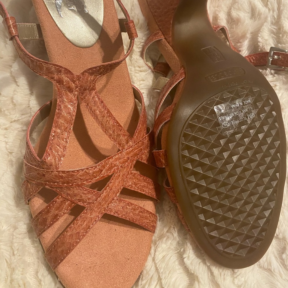 Aerosols Heelrest Pink Shoes